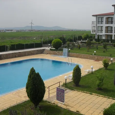 Rutland Beach 아파트호텔 3*