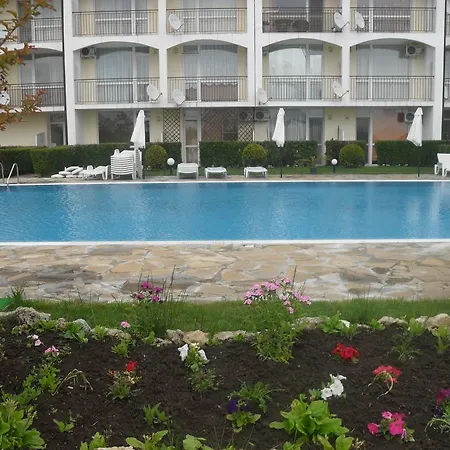 Rutland Beach 3* 라브다