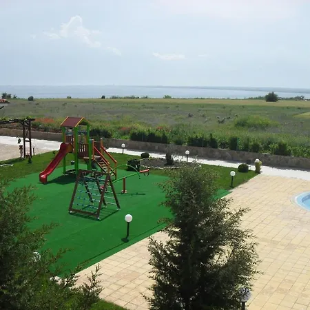 Rutland Beach 3* 라브다