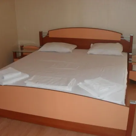 Aparthotel Rutland Beach